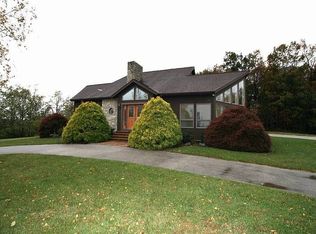 230 Mountain Rd, York, PA 17408