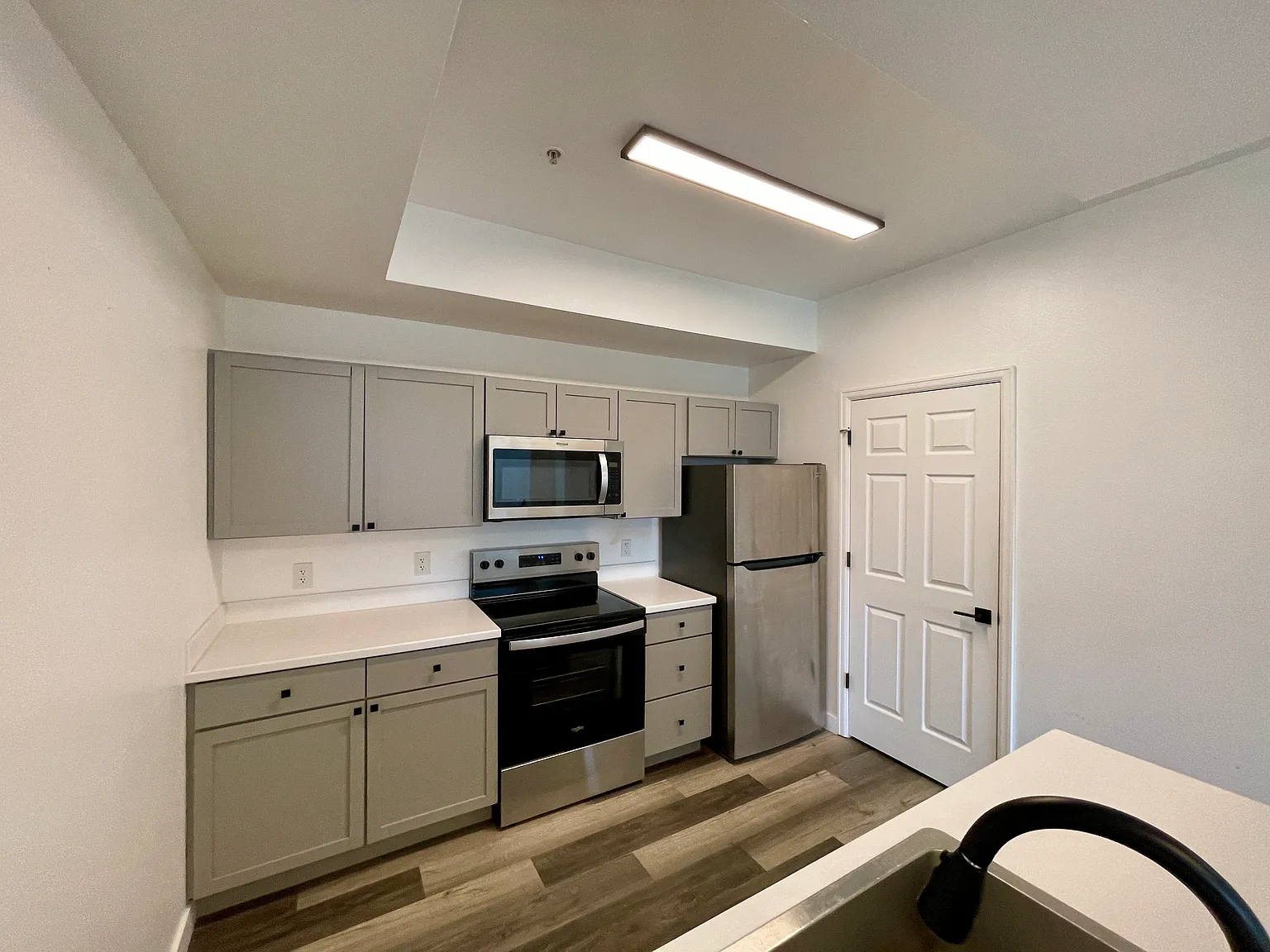 2 bed, 929 sqft, $1,795 — Photo 4