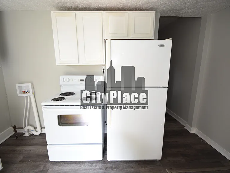 1319 W 27th St — Photo 7