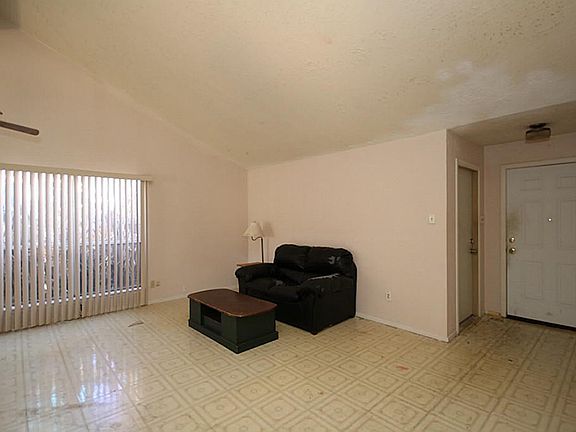 Family Room (view 2)
