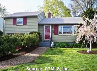 54 Crocker Ave, West Hartford, CT 06110