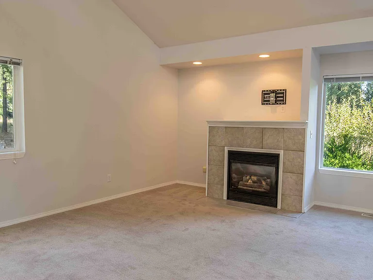 9099 Icicle Rd #2 — Photo 8