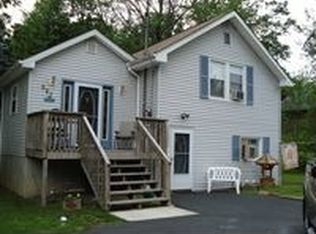 627 Wallace St, Stroudsburg, PA 18360