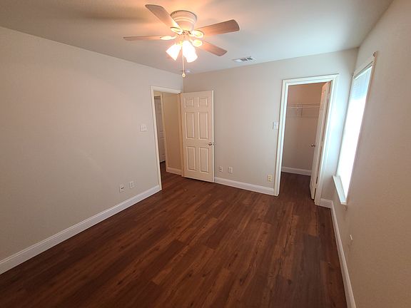 4th image of 624 Creek Point Dr