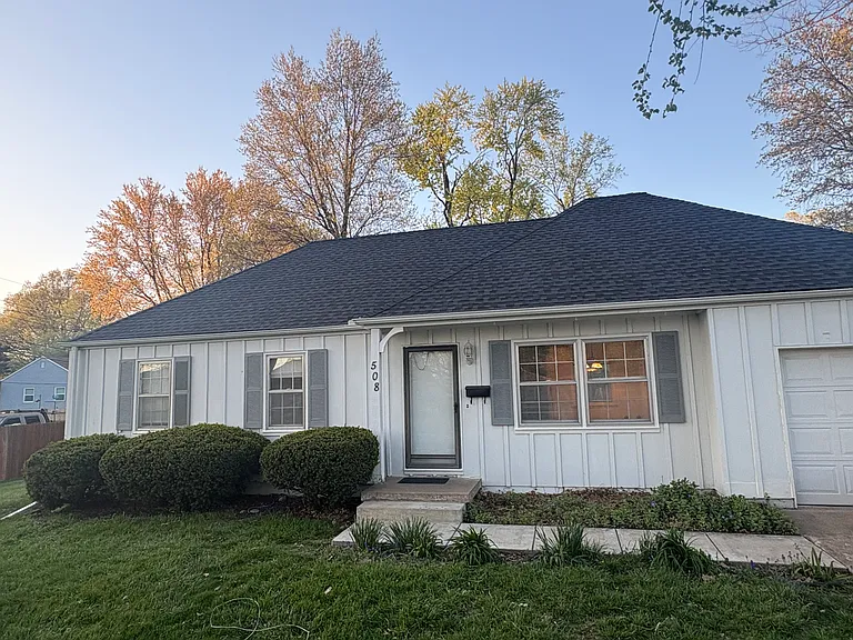 508 NW Obrien Rd — Photo 2