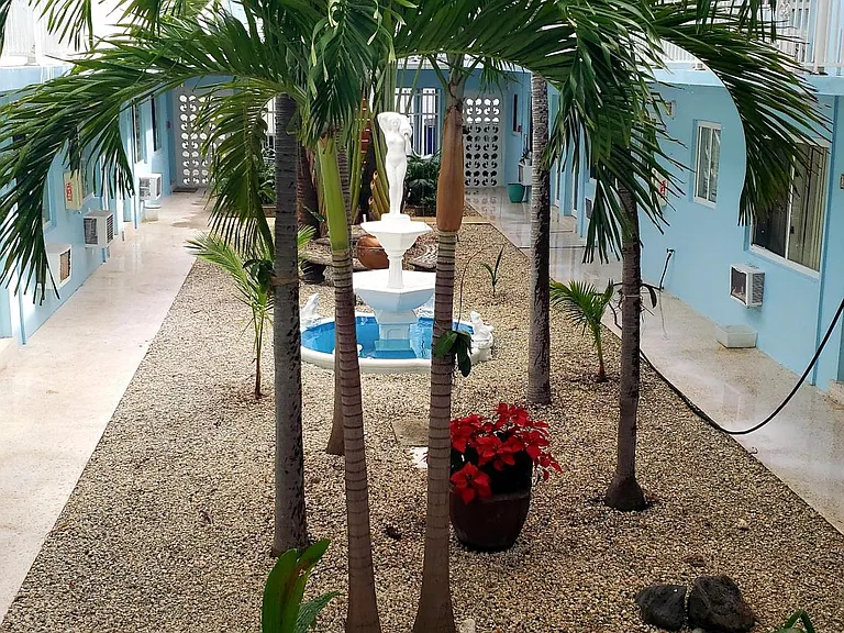 401 Collins Ave #20 — Photo 32