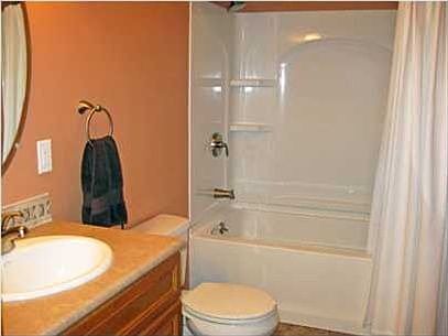 1st image of 10100 Meadowgate Dr NE