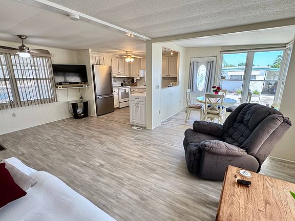 5th image of 1100 Curlew Rd #147