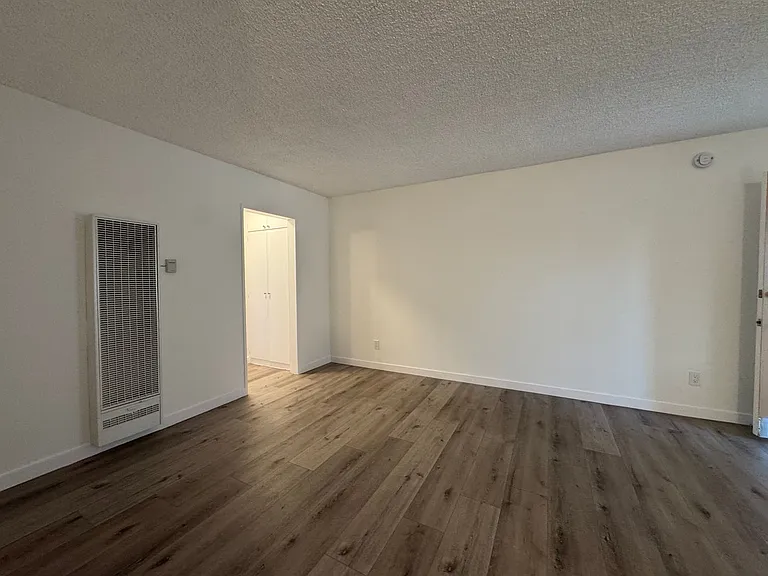 6415 Rosemead Blvd — Photo 23