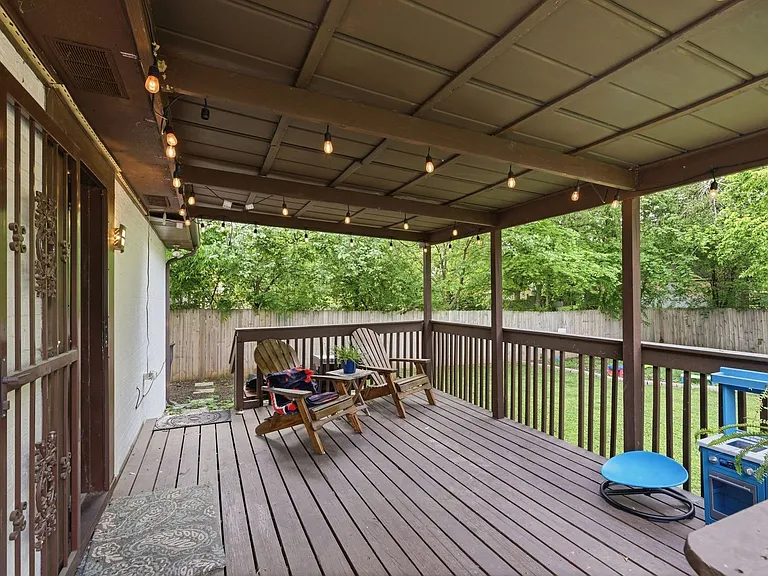 3213 Sennadale Ln — Photo 24