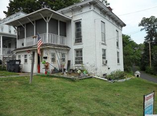 75 Mansion St, Coxsackie, NY 12051
