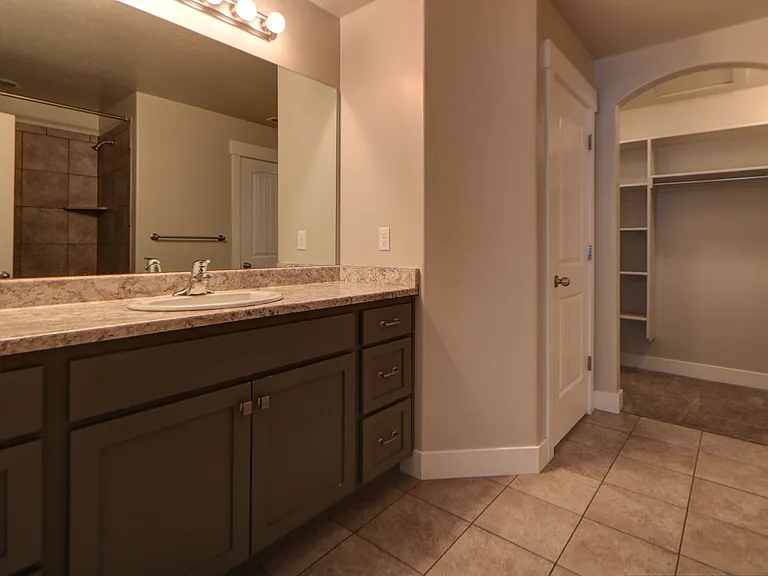 14447 S Quiet Shade Dr — Photo 9