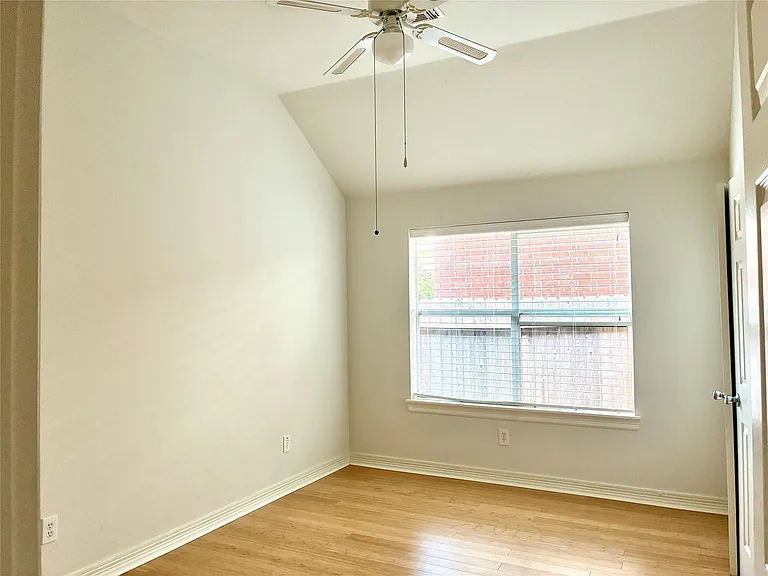 2203 Summer Bay Ct — Photo 18