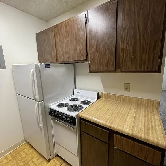 1315 D St #9 — Photo 1