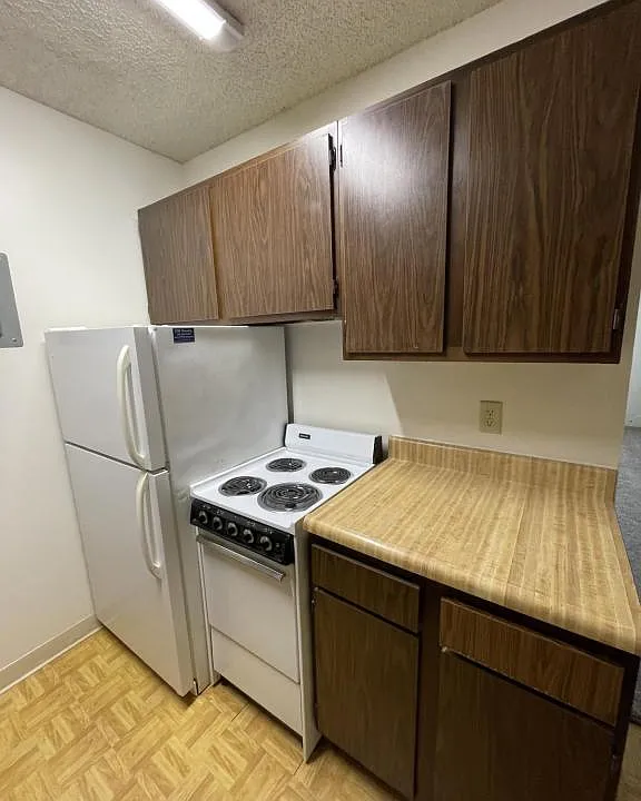 1315 D St #9