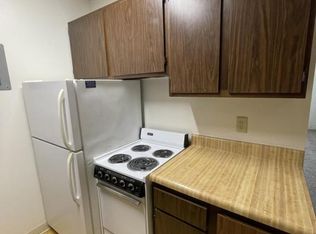 1315 D St APT 9, Lincoln, NE 68502
