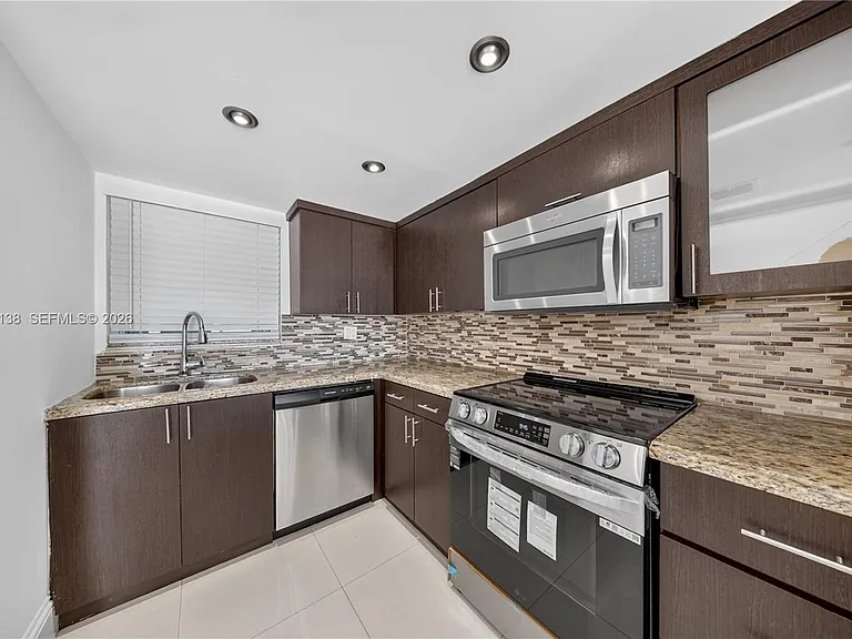 9351 Fontainebleau Blvd #B415 — Photo 6