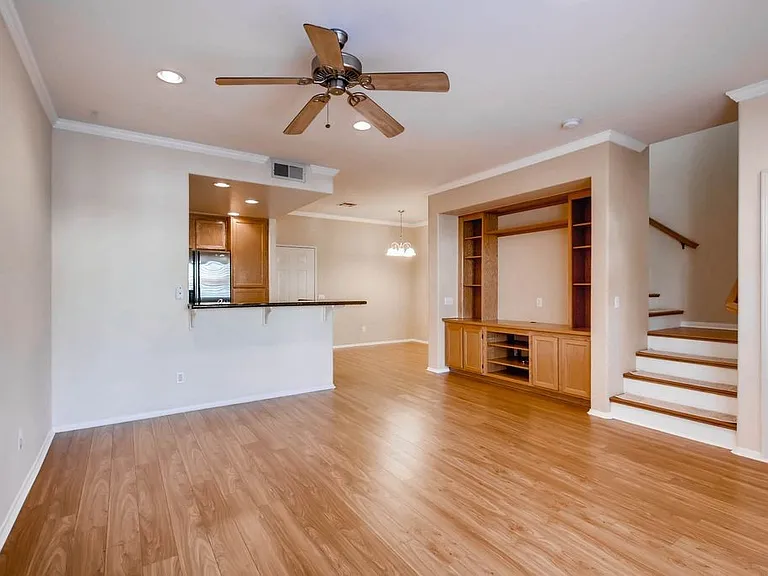 4010 Craven Rd #15 — Photo 17
