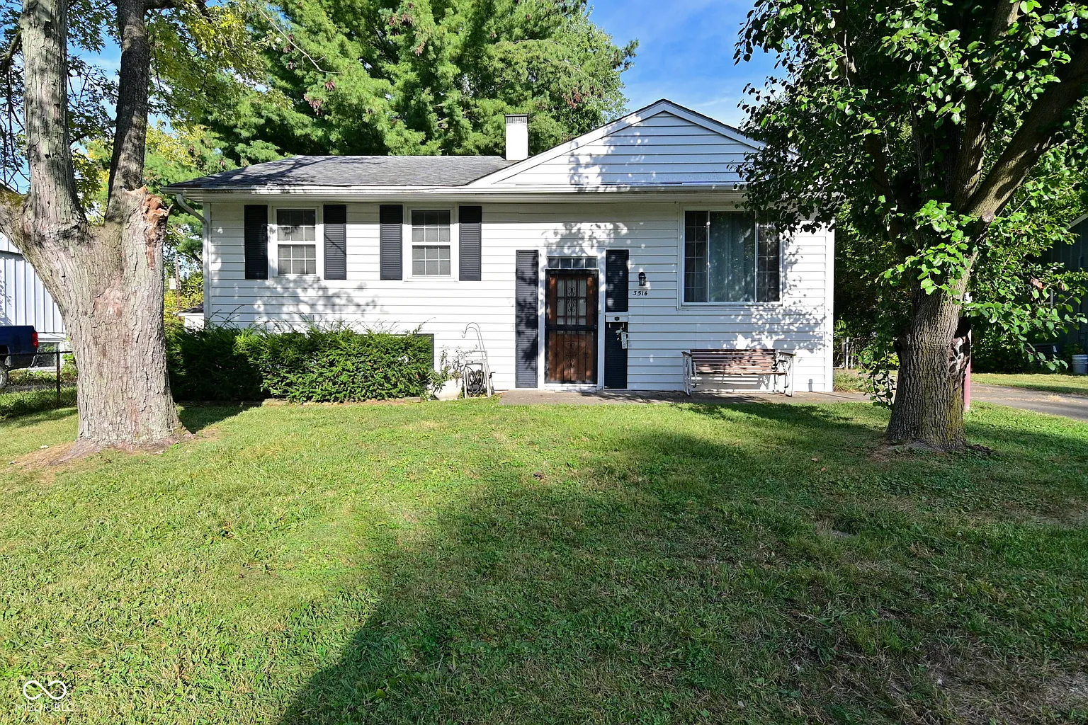3514 Clark Rd photo 1