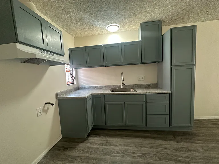 Beaudry — Photo 10