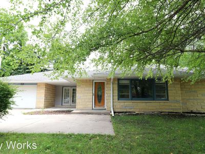 3330 S 33rd St, Lincoln, NE, 68506