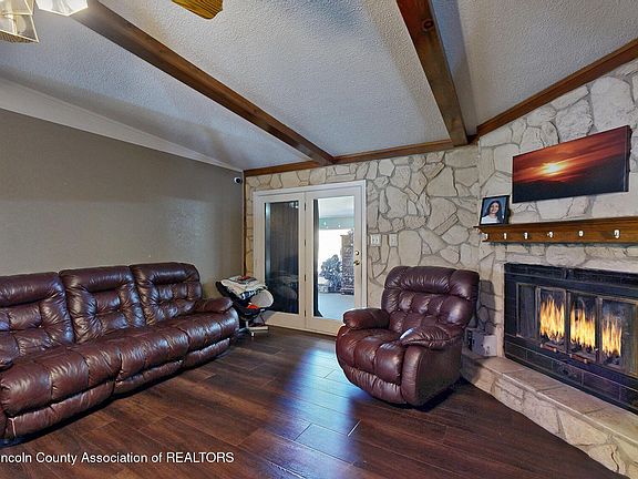 4th image of 106 W Circle Dr