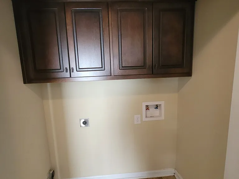 815 Mill Pond Dr — Photo 11