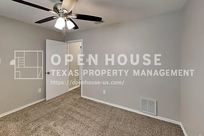 400 Kamber Ln — Photo 16