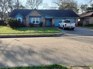 1502 Bellaire Blvd, Alvin, TX 77511