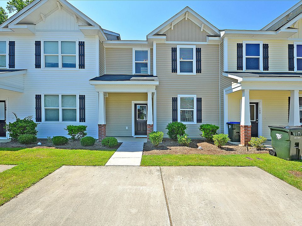 1st image of 146 Hidden Palms Blvd