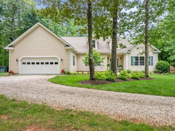 3936 Liberty Chapel Rd, Appomattox, VA 24522