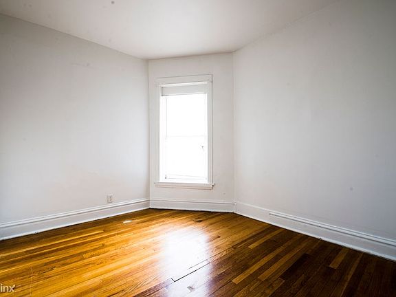 7741 S Normal Apartments Chicago Bedroom_02