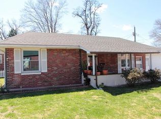 621 Boenecke Ct, Saint Louis, MO