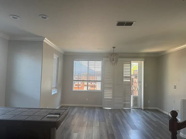 8496 Roseto Rd — Photo 5