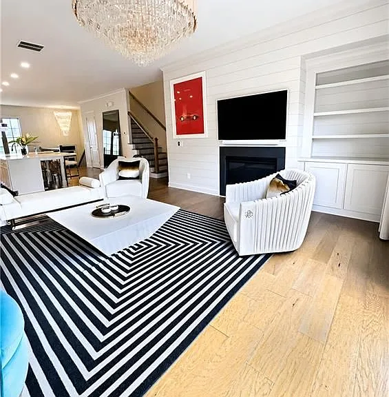 1915 Skyfall Cir — Photo 2