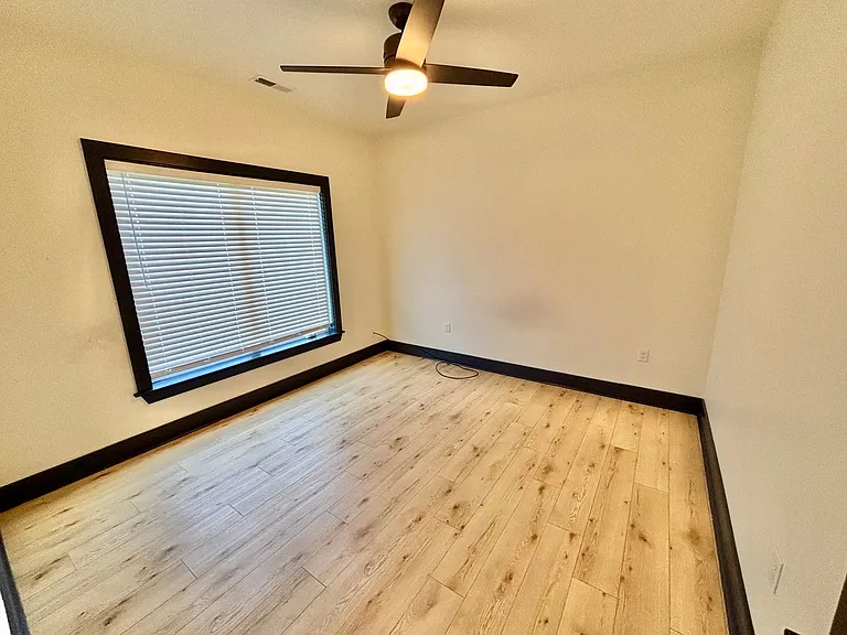 2510 Portland Ave #206 — Photo 7