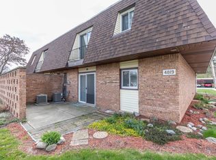 4819 Gull Rd APT 14, Lansing, MI 48917