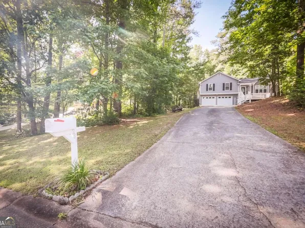 281 Peach Crossing Dr, Dallas, GA 30132