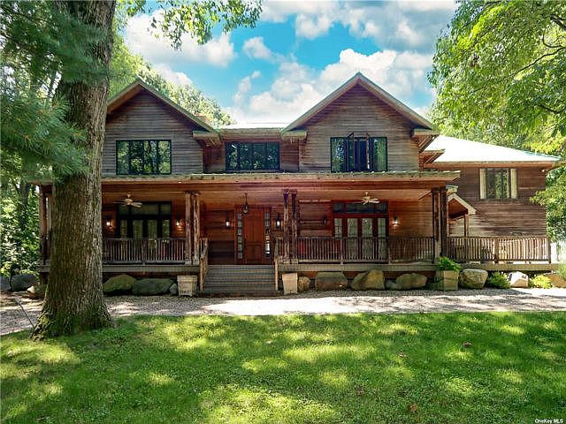 1st image of 4 Elfland Ct