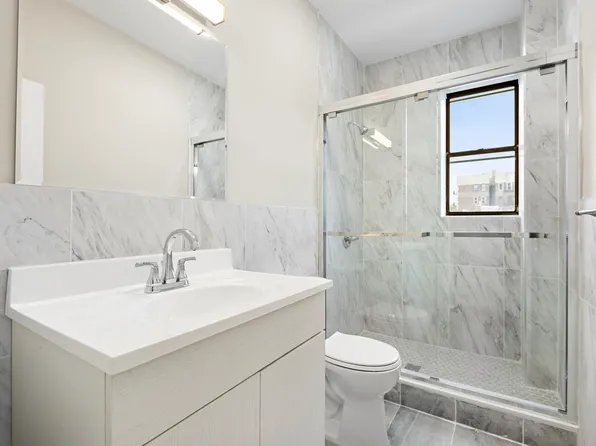 304 50th Street image 10 of 12