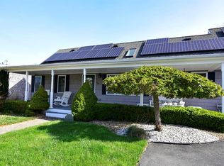 62 Reposa Sq, Portsmouth, RI 02871