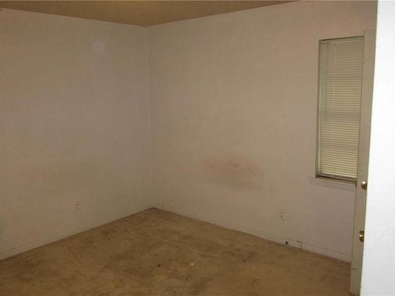 5th image of 1316 E Anthony St