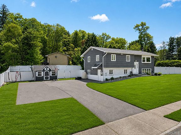 3rd image of 3 Durant Road