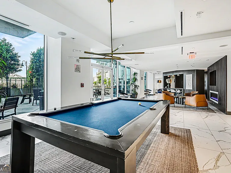 400 W Peachtree St NW #1610 — Photo 13