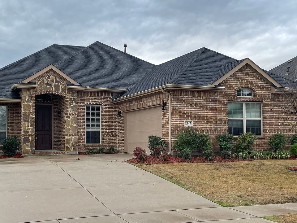 1st image of 2947 Cayuga Ln