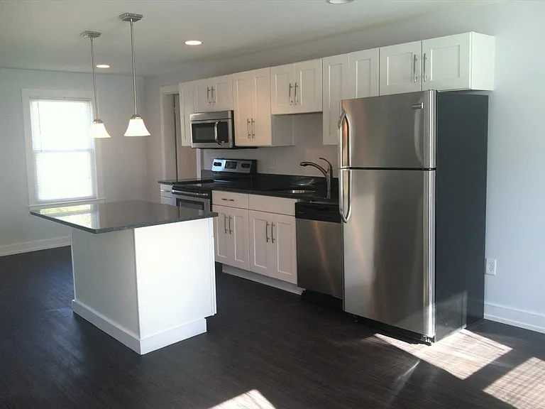158 Main St #2 — Photo 5