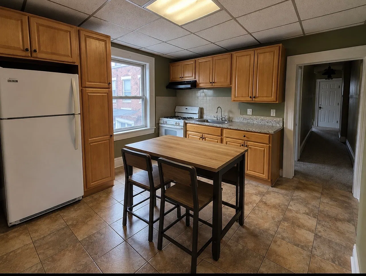 1 bed, 760 sqft, $1,450 — Photo 3