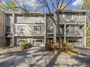 2883 Torreya Way SE, Marietta, GA 30067