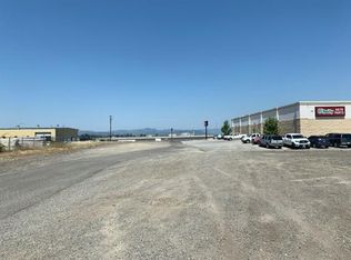 2780 Crater Lake Hwy, Medford, OR 97504