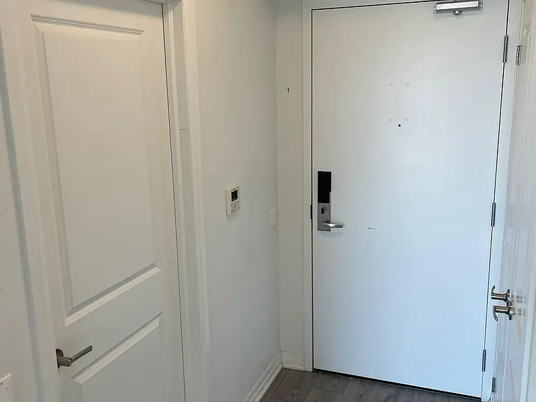 1900 Simcoe St N #212 — Photo 6